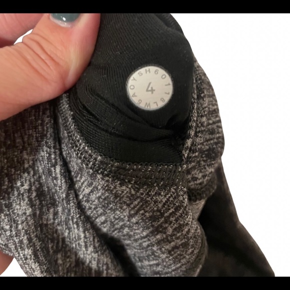Lululemon Wunder Under HR Tight Size 4 Black/Grey - Picture 4 of 5